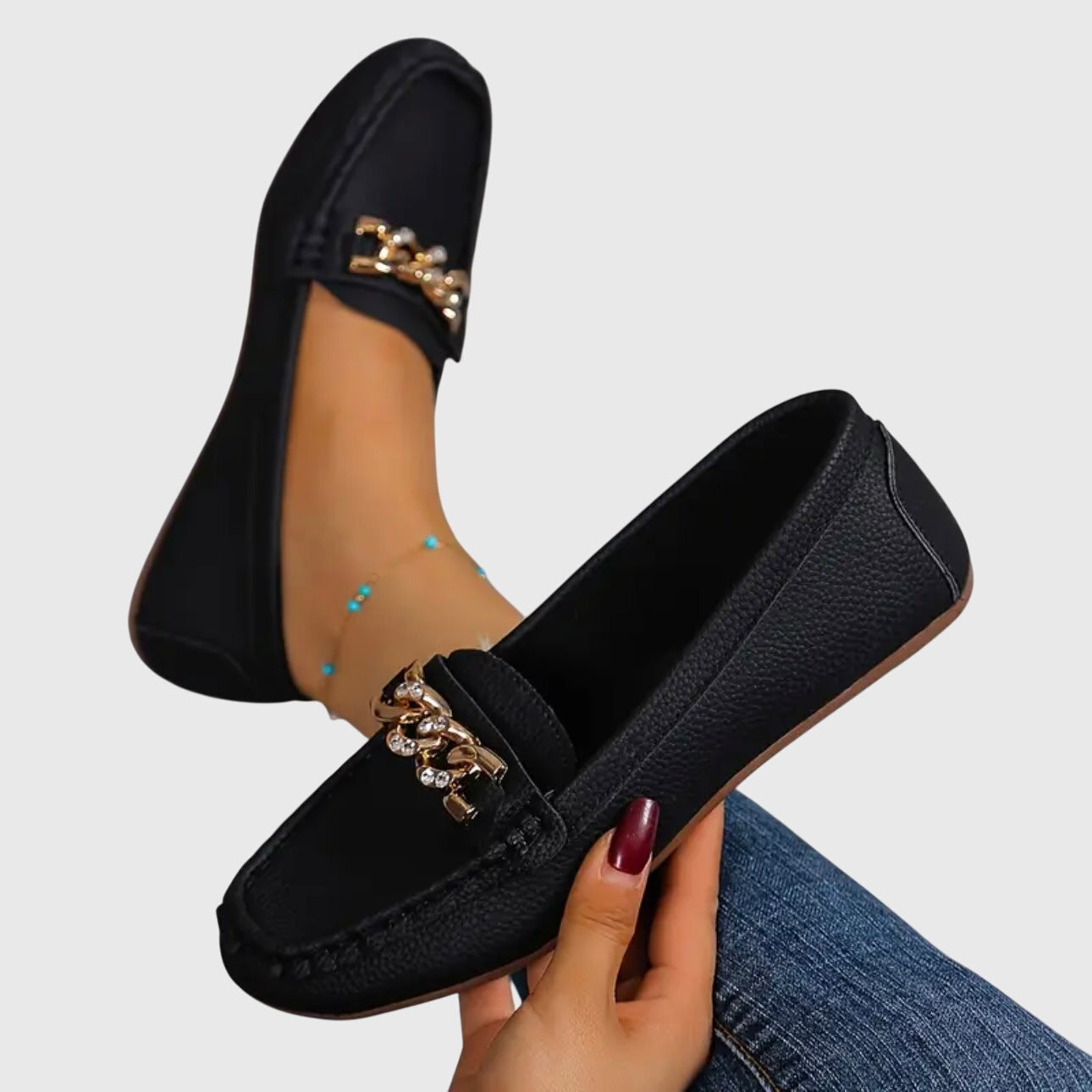 Mia | Women's Chain Link Loafer Cream Gold Accents