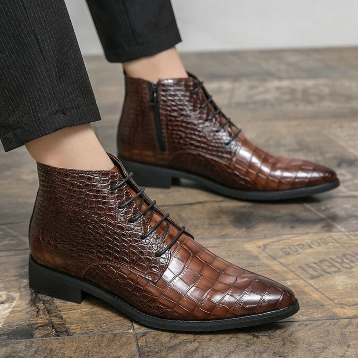Axel | Men's Crocodile Embossed Leather Ankle Boots Brown