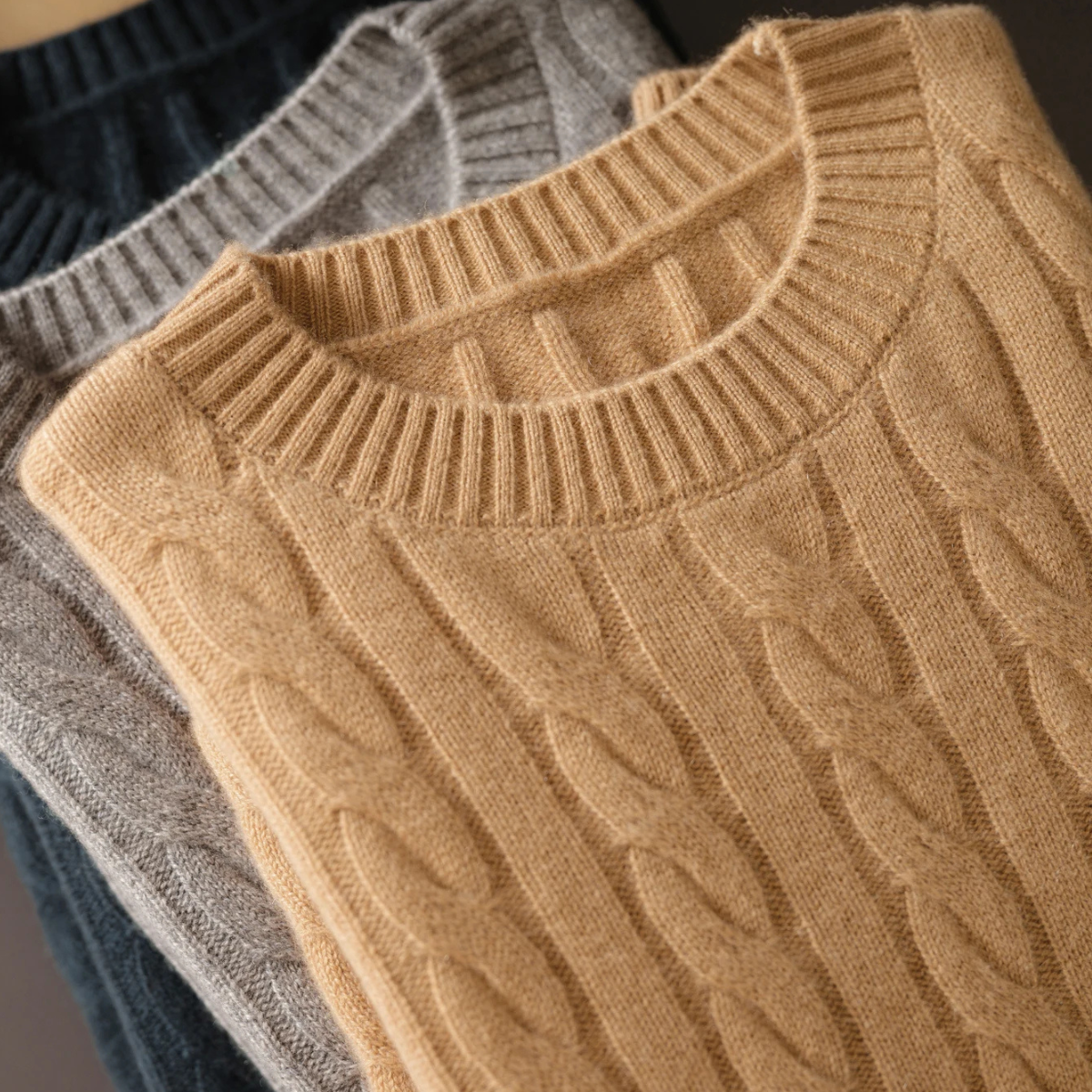 Mia | Men's Cable Knit Sweater Cream Crew Neck