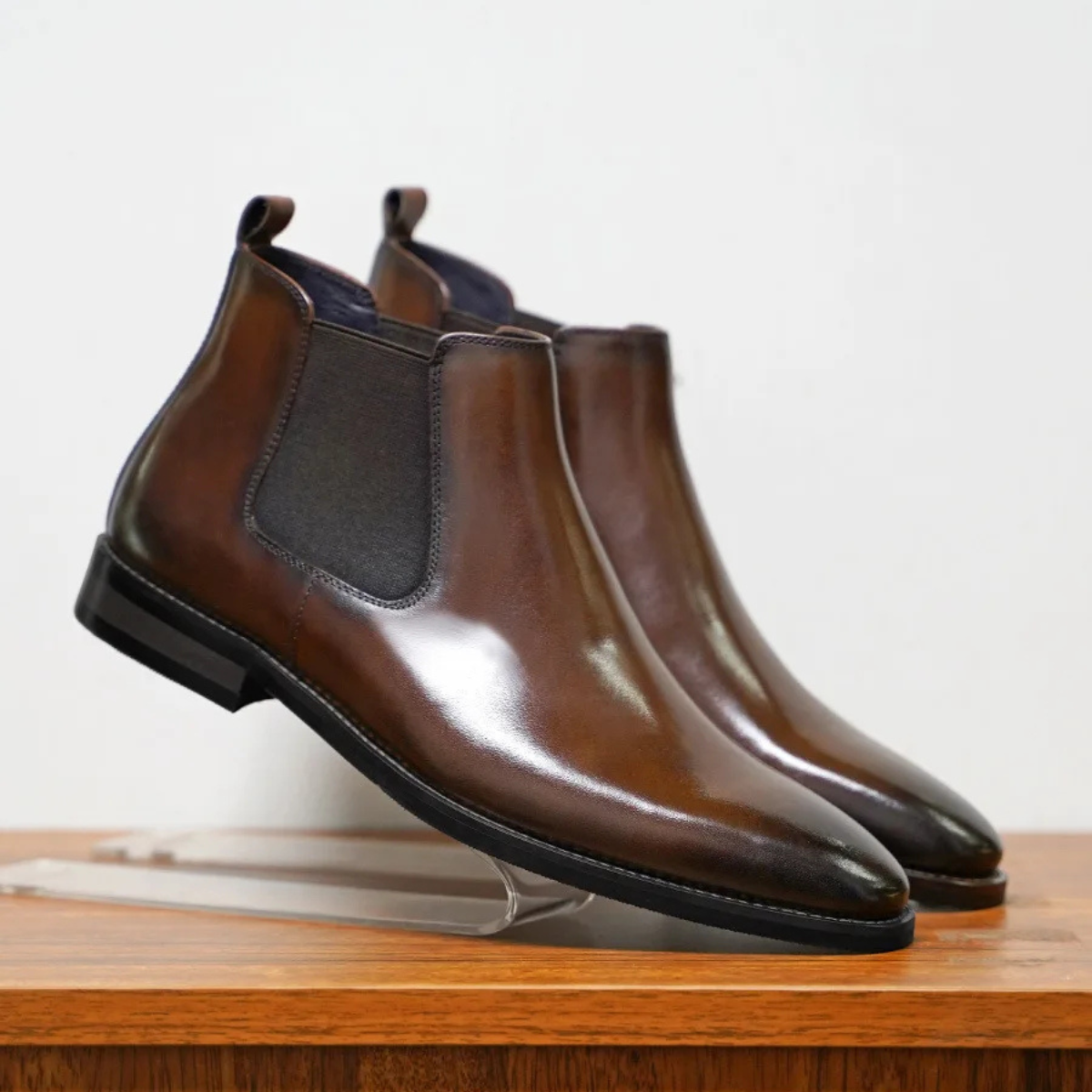 Axel | Men's Polished Chelsea Boot Brown Leather