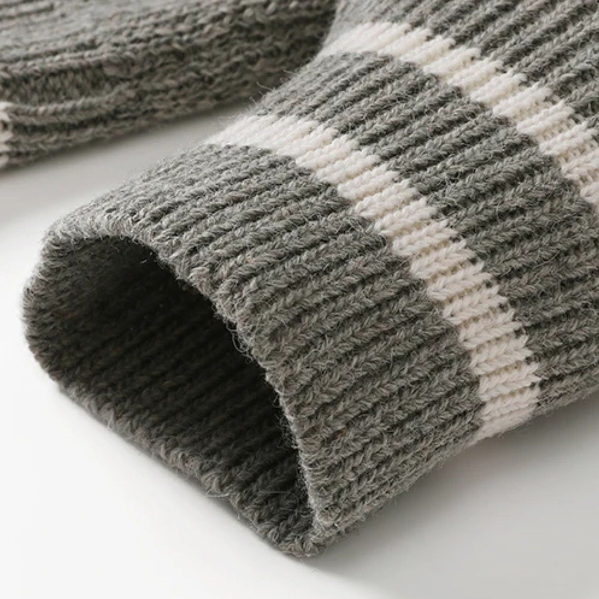 Beau | Men's Casual Cardigan Gray White Stripe Knit