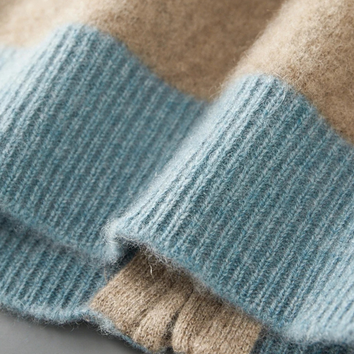 Ines | Men's Colorblock Cashmere Cardigan Cream Light Blue