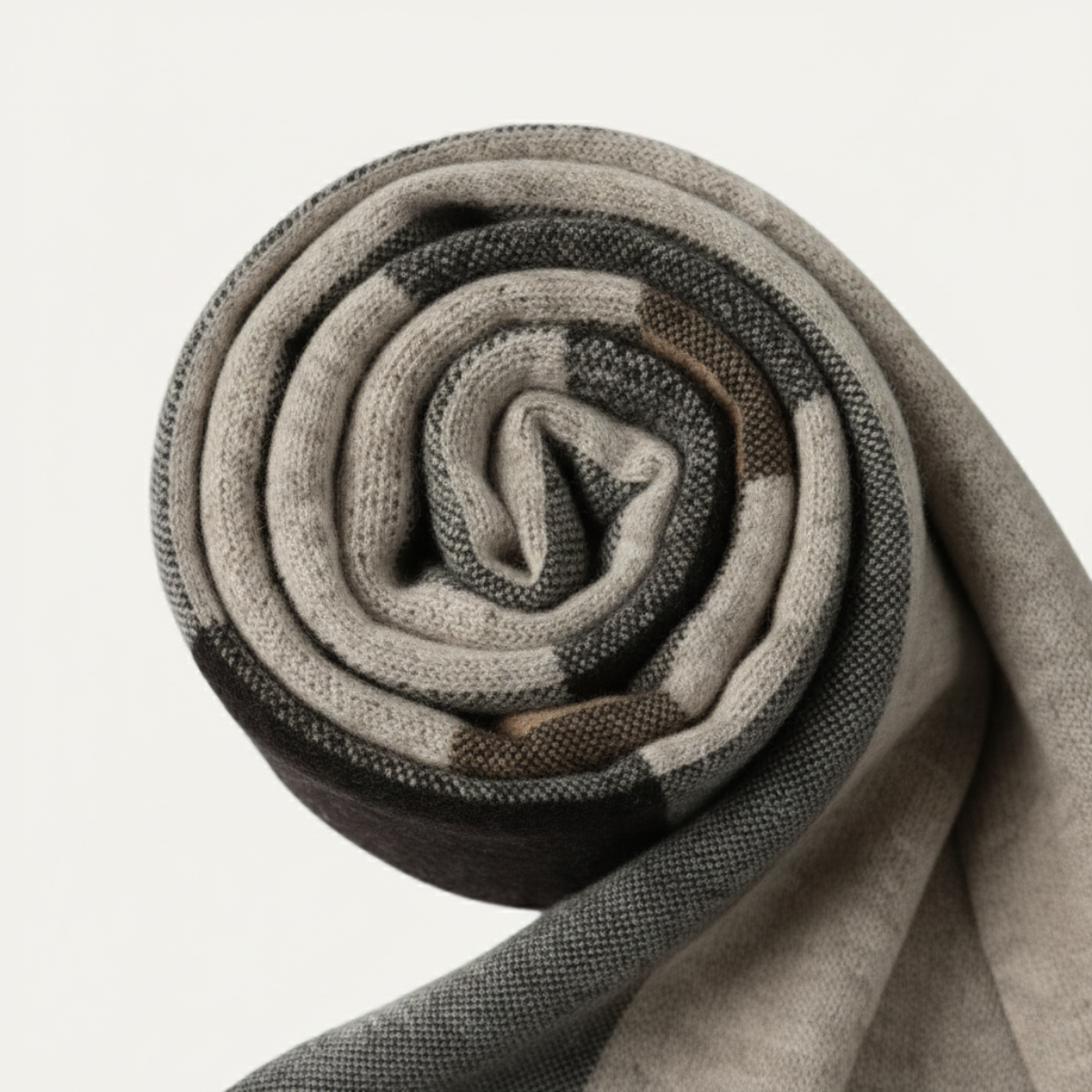 Bram | Men's Plaid Knit Scarf Gray Black Cream