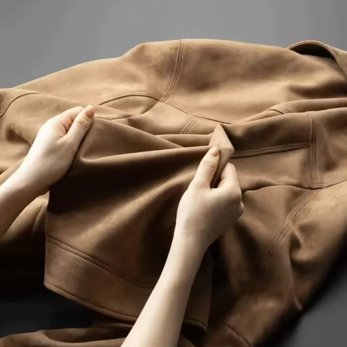 Beau | Men's Suede Trucker Jacket Beige