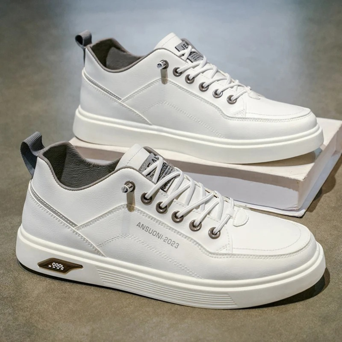 Jude | Men's Lightweight Lace Up Sneakers White
