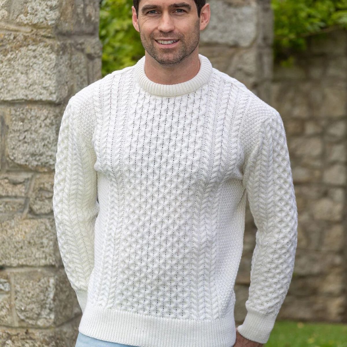 Bram | Men's Cable Knit Crew Neck Sweater Cream