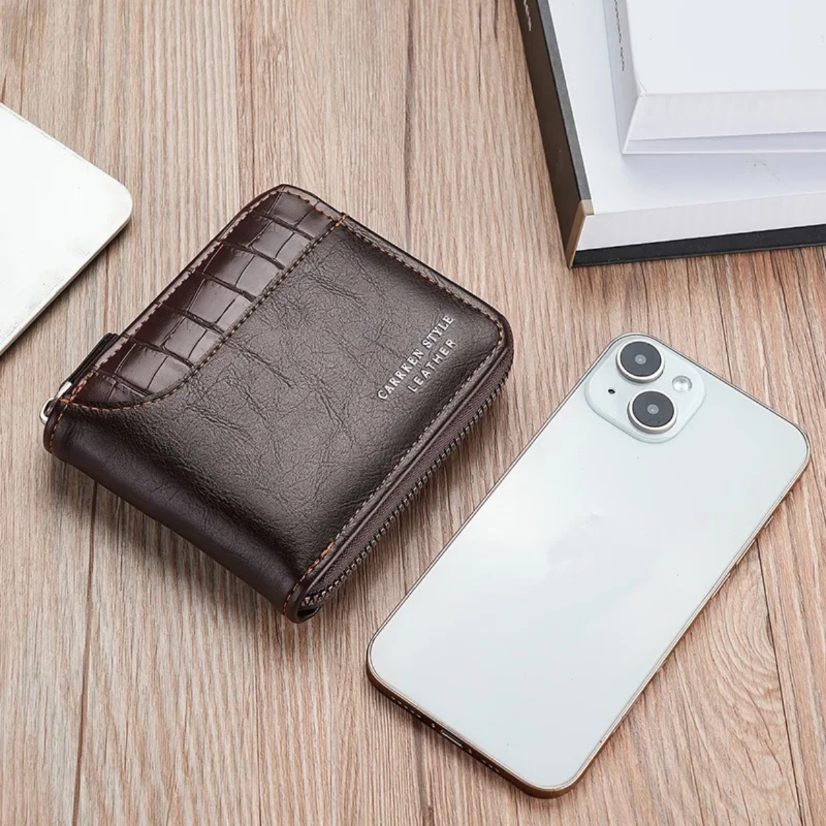 Valbonne leather zip wallet