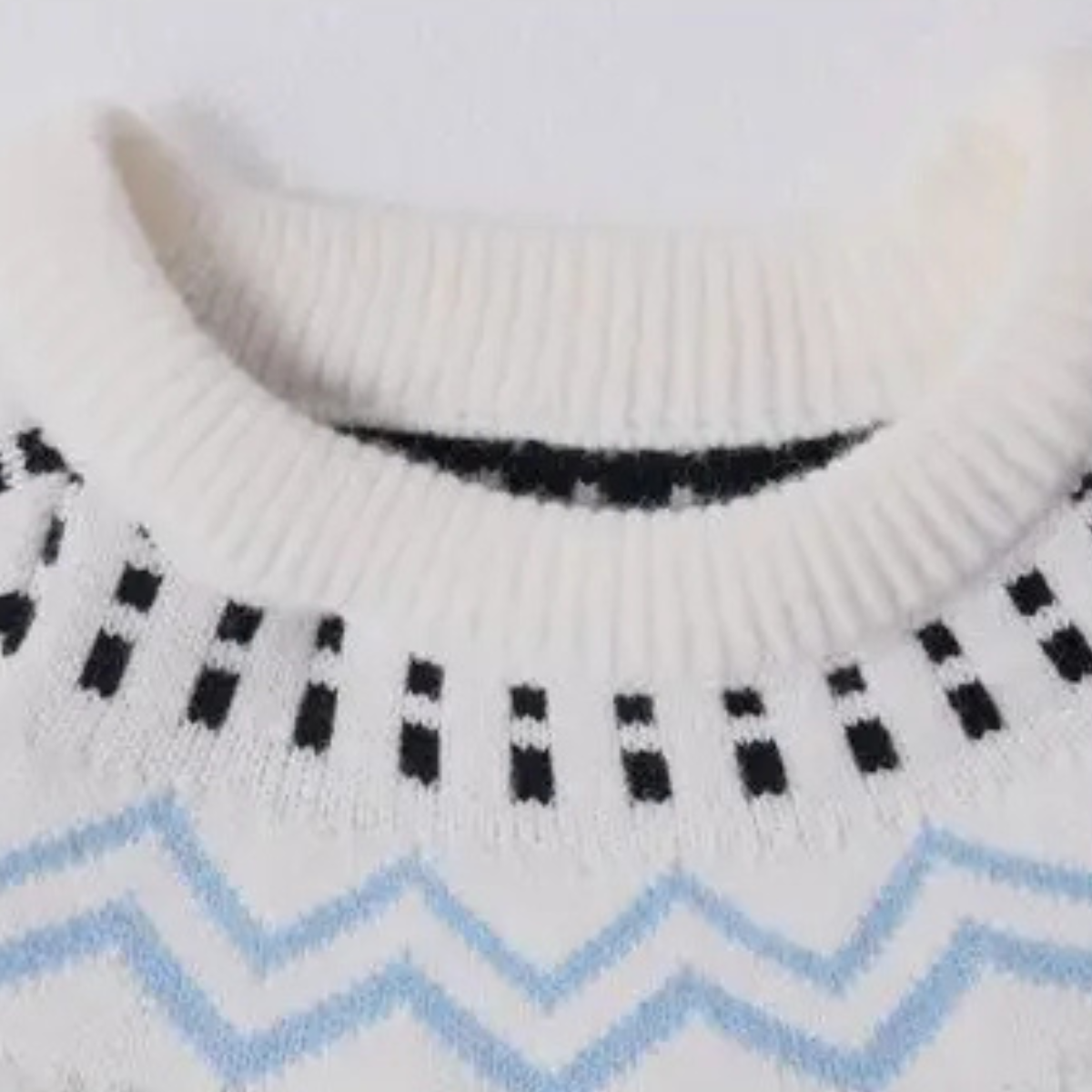 Ash | Men's Crew Neck Snowflake Sweater Cream Light Blue Black