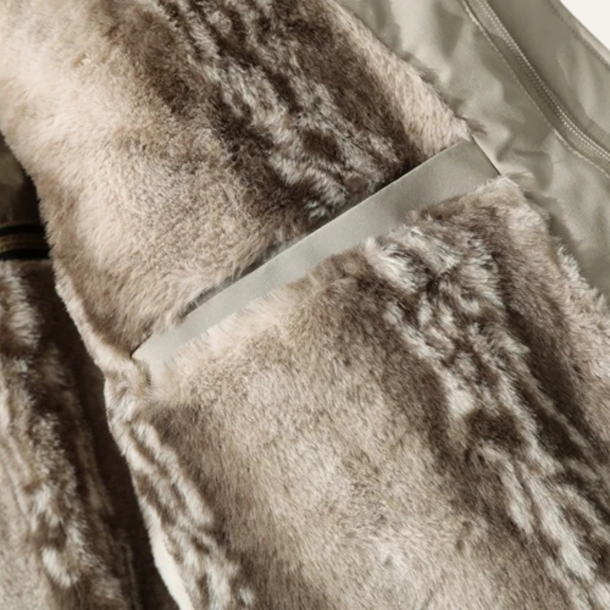 Axel | Men's Quilted Puffer Jacket Cream Sherpa Collar