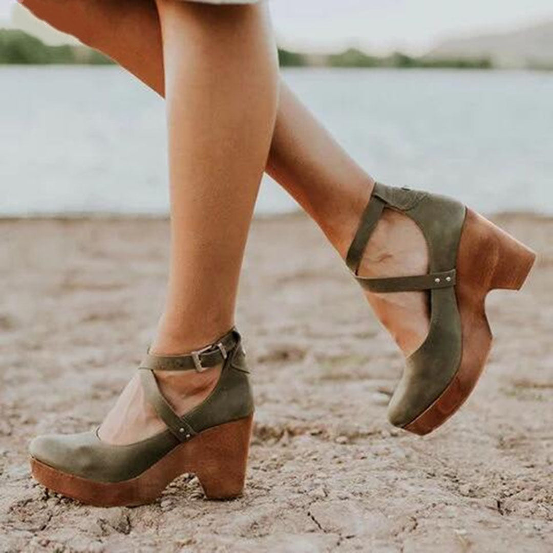 Luisa | Women's Platform Wedge Heels Black Closed Toe