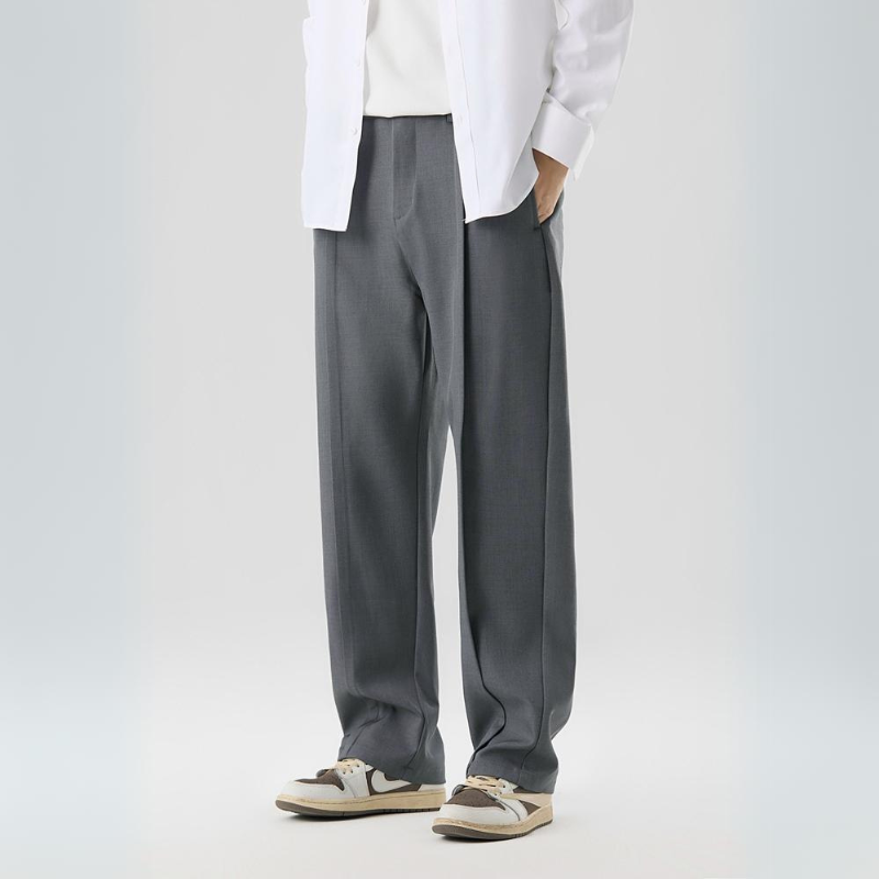 Grant | Men's Relaxed Fit Pleated Dress Pants Brown