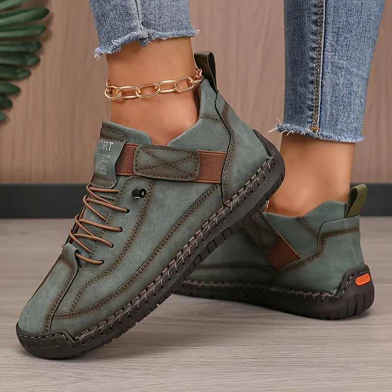 Faye | Women's Leather Walking Sneakers Black Lace Up