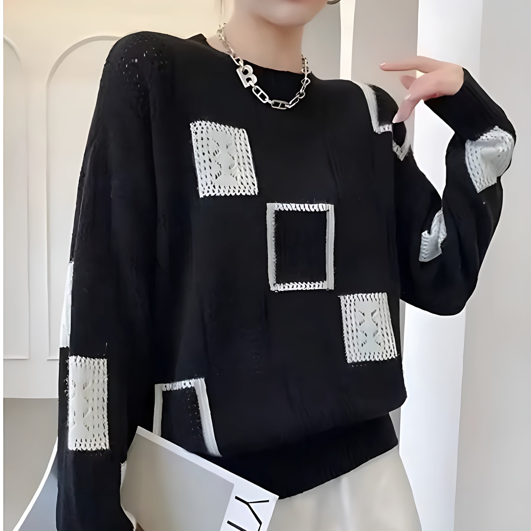 Vera | Women's Color Block Knit Sweater Cream Black
