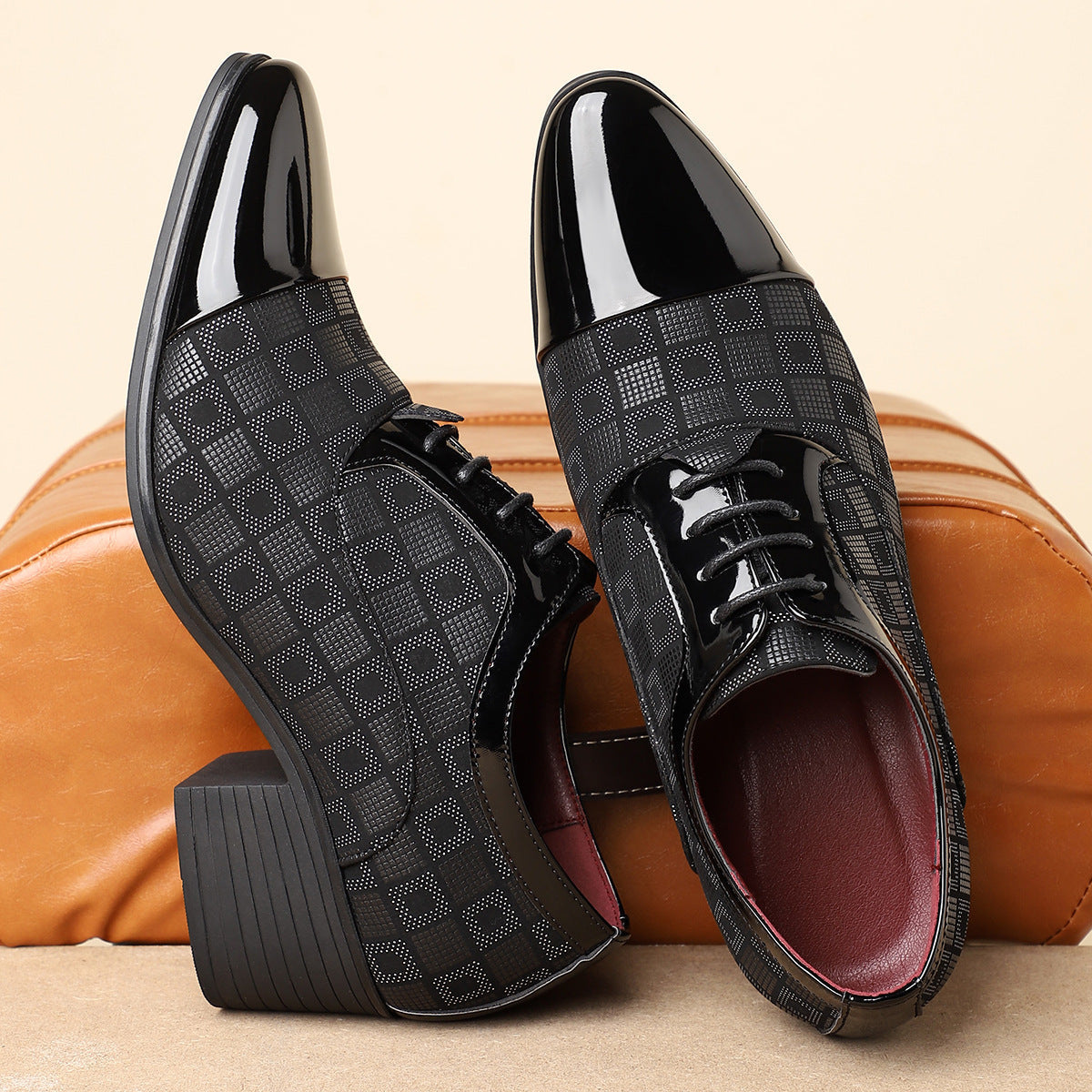 Axel | Men's Dress Shoes Brown Patent Leather Oxford Lace Up