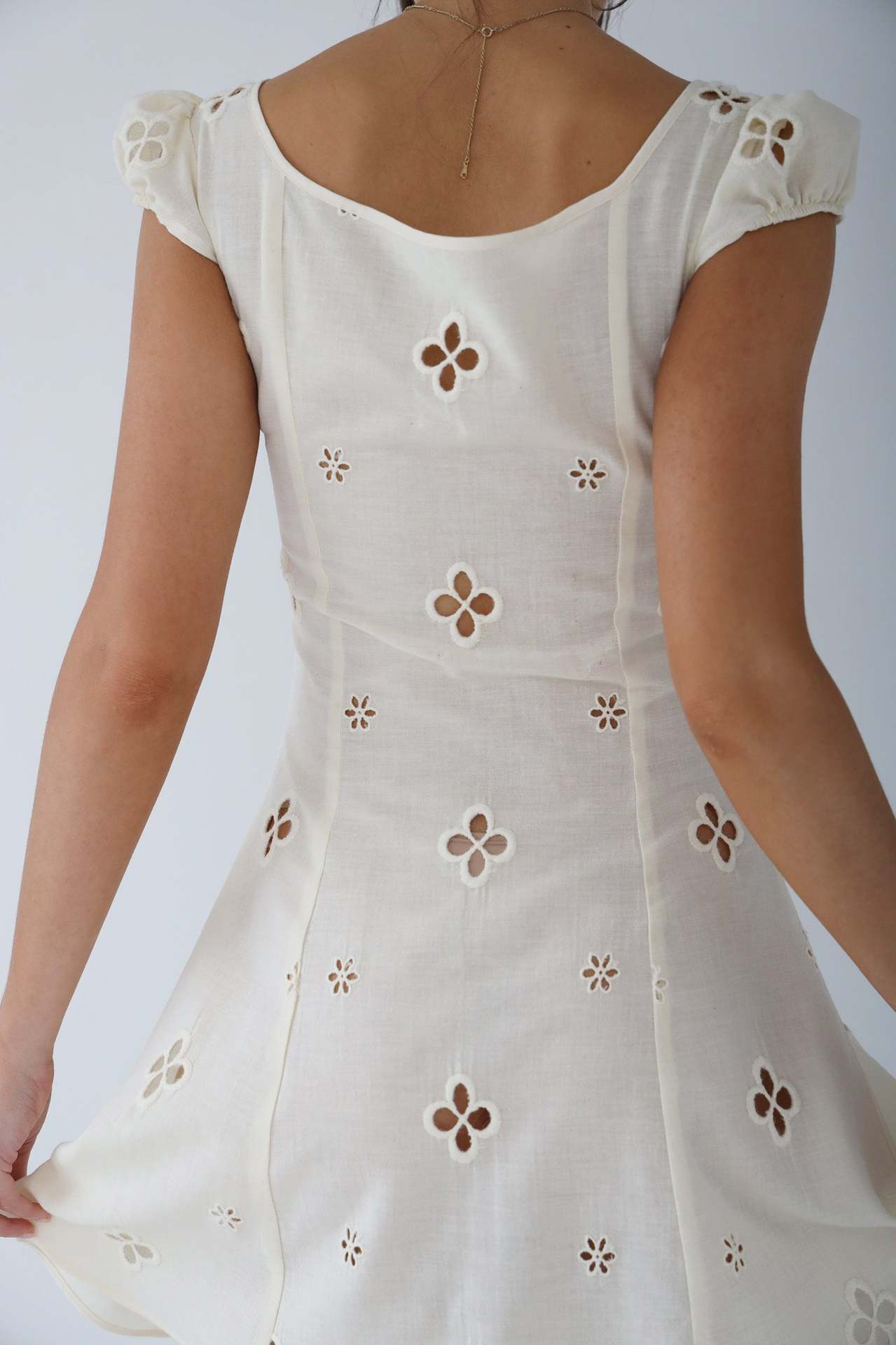Ember | Women's Eyelet Midi Dress Cream Puff Sleeve