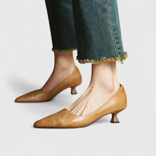 Maren | Women's Pointed Toe Kitten Heel Pump Burgundy