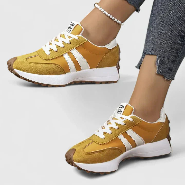 Aria | Women's Walking Sneakers White Black Lace Up