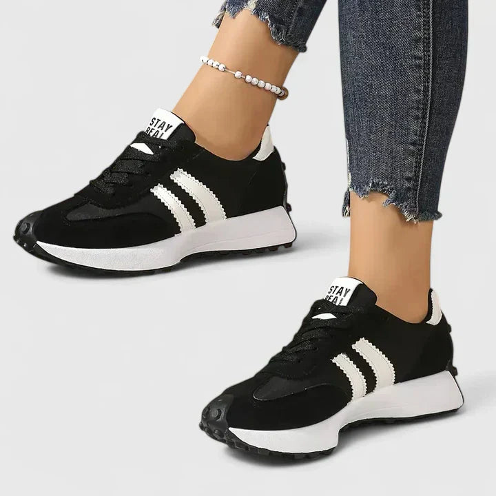 Aria | Women's Walking Sneakers White Black Lace Up