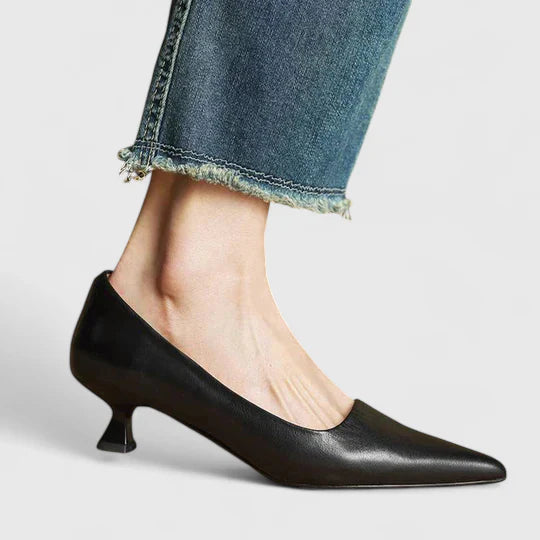Ada | Women's Pointed Toe Kitten Heel Pumps Burgundy