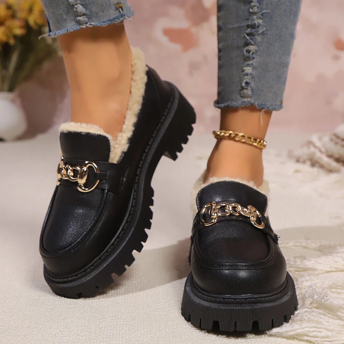 Aria | Women's Sherpa Lined Loafers Black Chain Detail