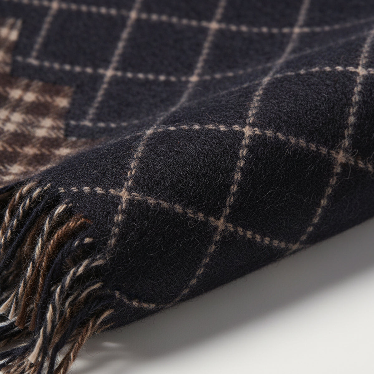 Axel | Men's Cashmere Merino Scarf Black Check Fringe