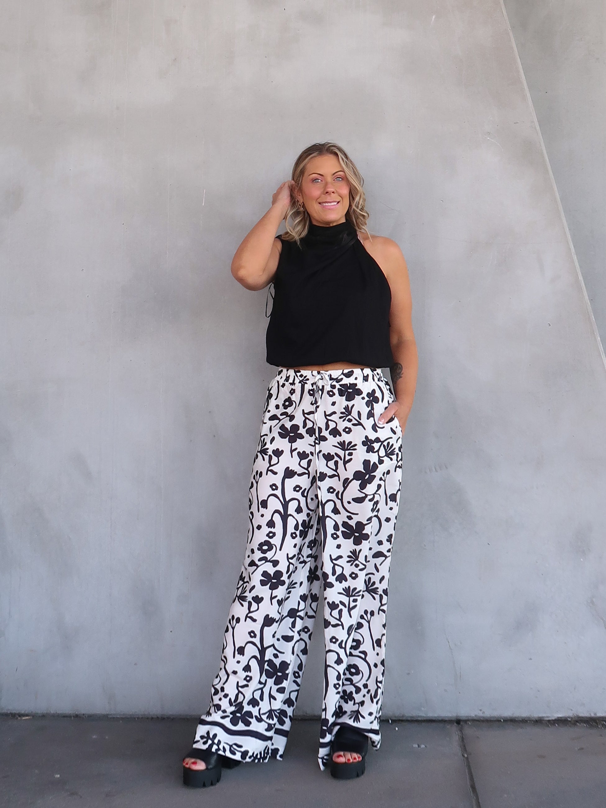 Lola | Women's Floral Wide Leg Pants Cream Black