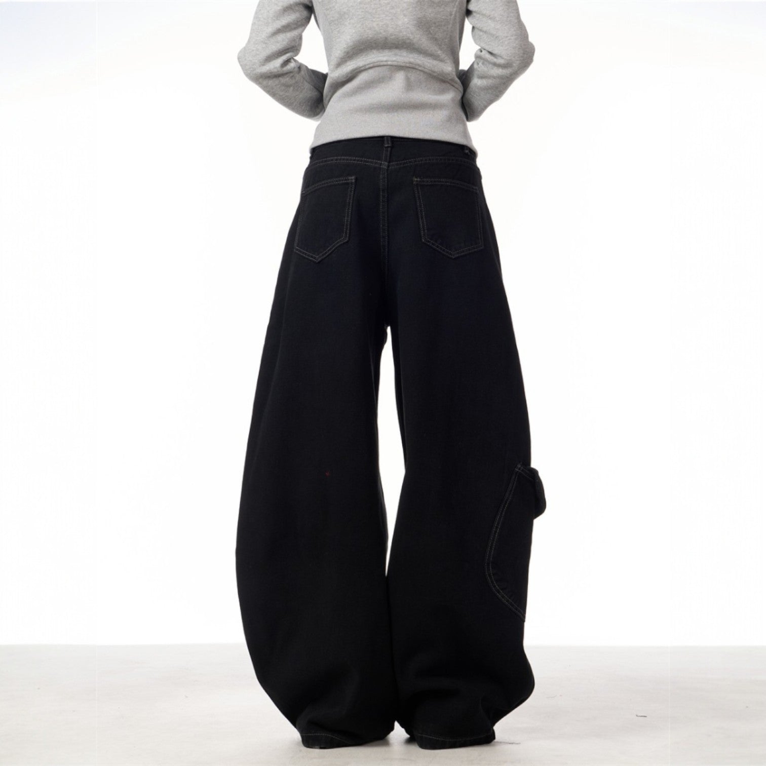 Maeve | Women's Wide Leg Cargo Pants Burgundy Chain Detail