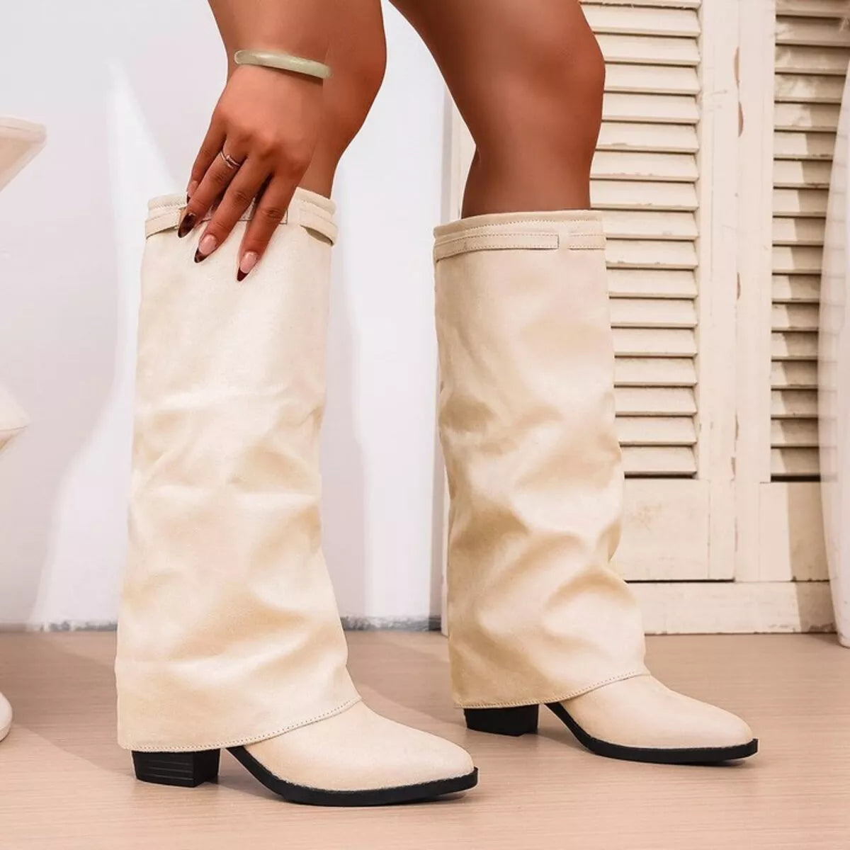 Dama Washington Tabitha boots - front view
