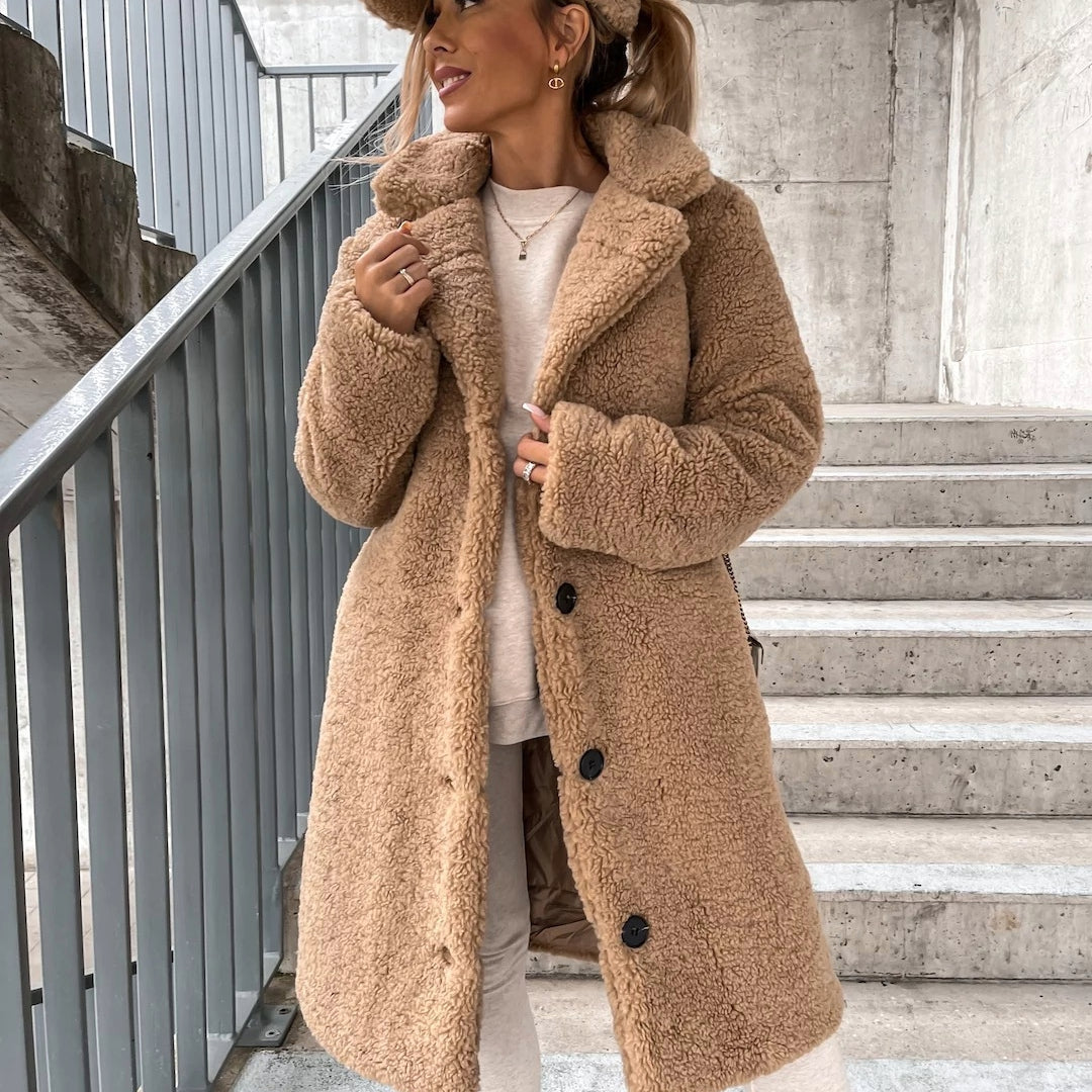Dama Washington Adeline oversized teddy coat - front view