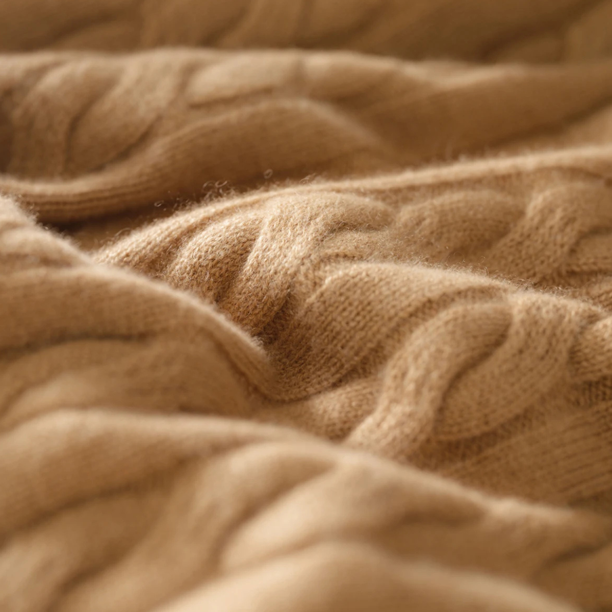 Mia | Men's Cable Knit Sweater Cream Crew Neck