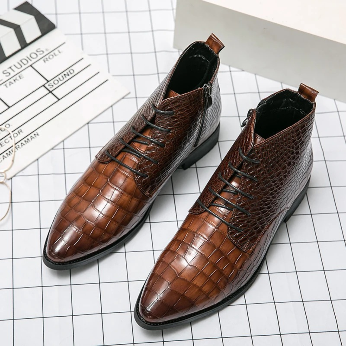 Axel | Men's Crocodile Embossed Leather Ankle Boots Brown