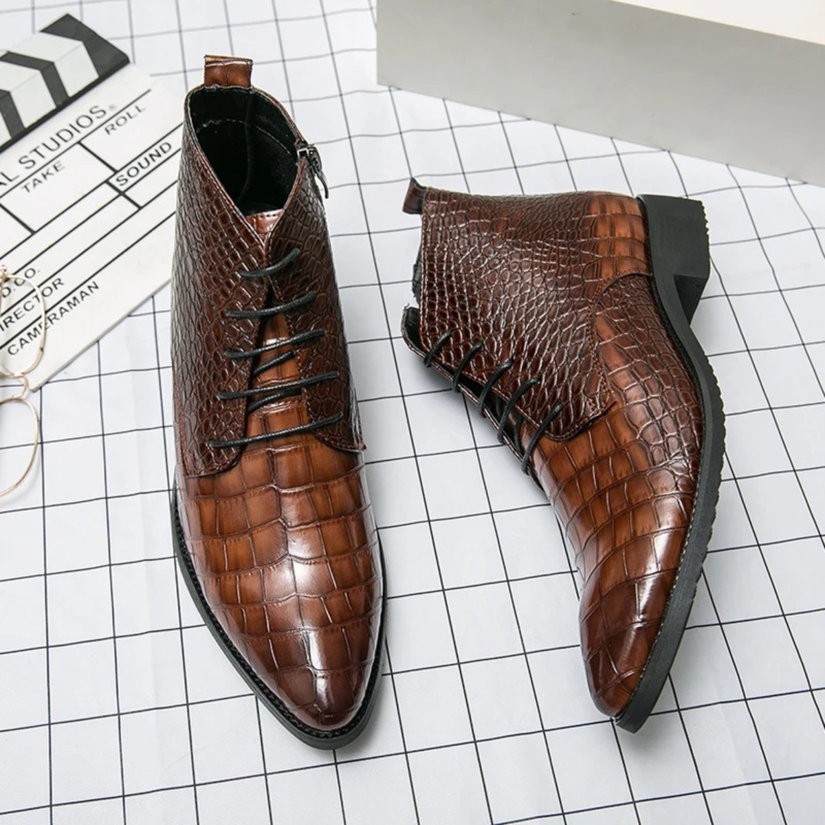 Axel | Men's Crocodile Embossed Leather Ankle Boots Brown