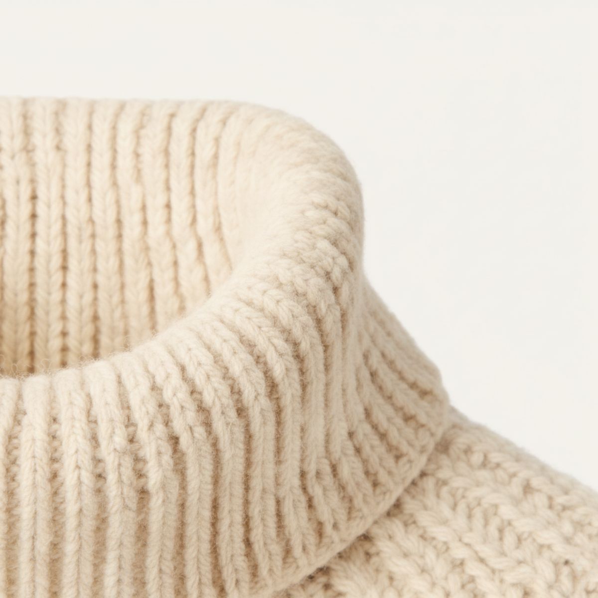 Arlo | Men's Turtleneck Sweater Cream Ribbed Knit