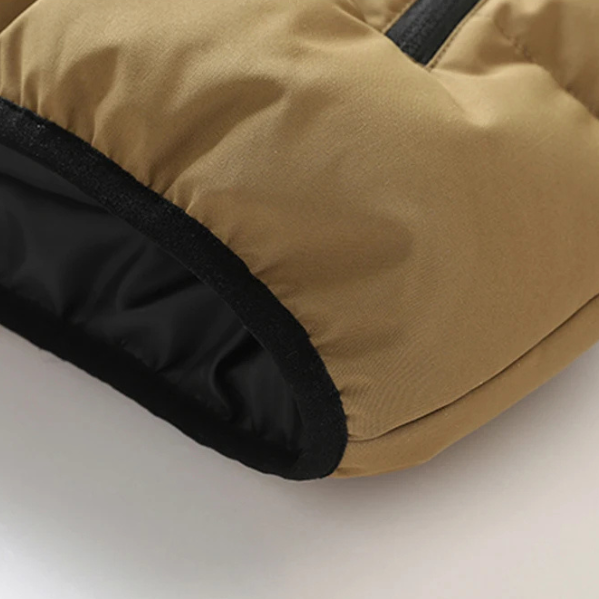 Roan | Men's Puffer Vest Beige Black Hooded Zip Pockets