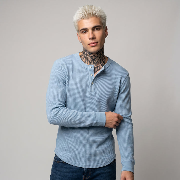 Dama Washington Axel men's long sleeve henley shirt light blue - model front view