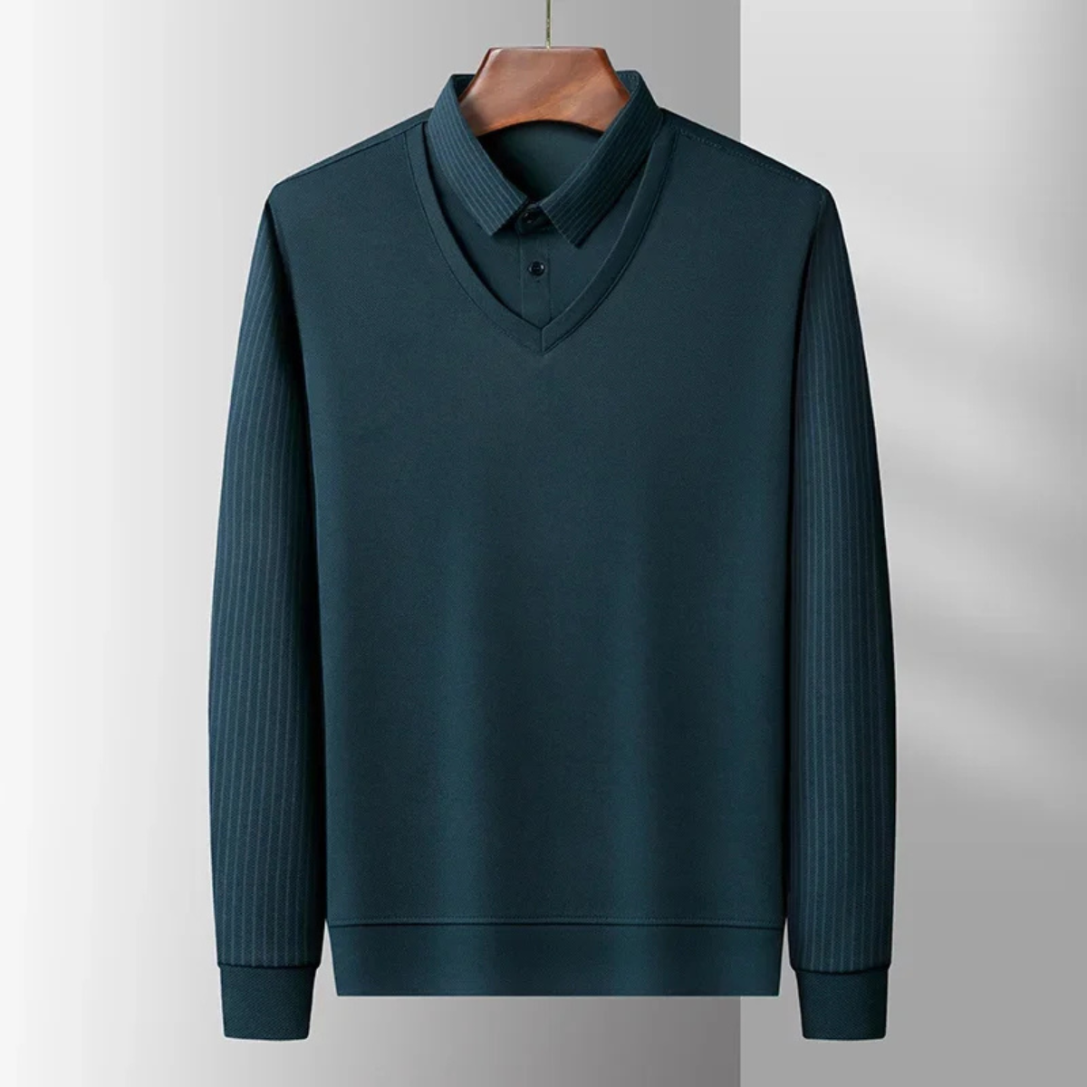 Axel | Men's V Neck Sweater Cream Ribbed Sleeves