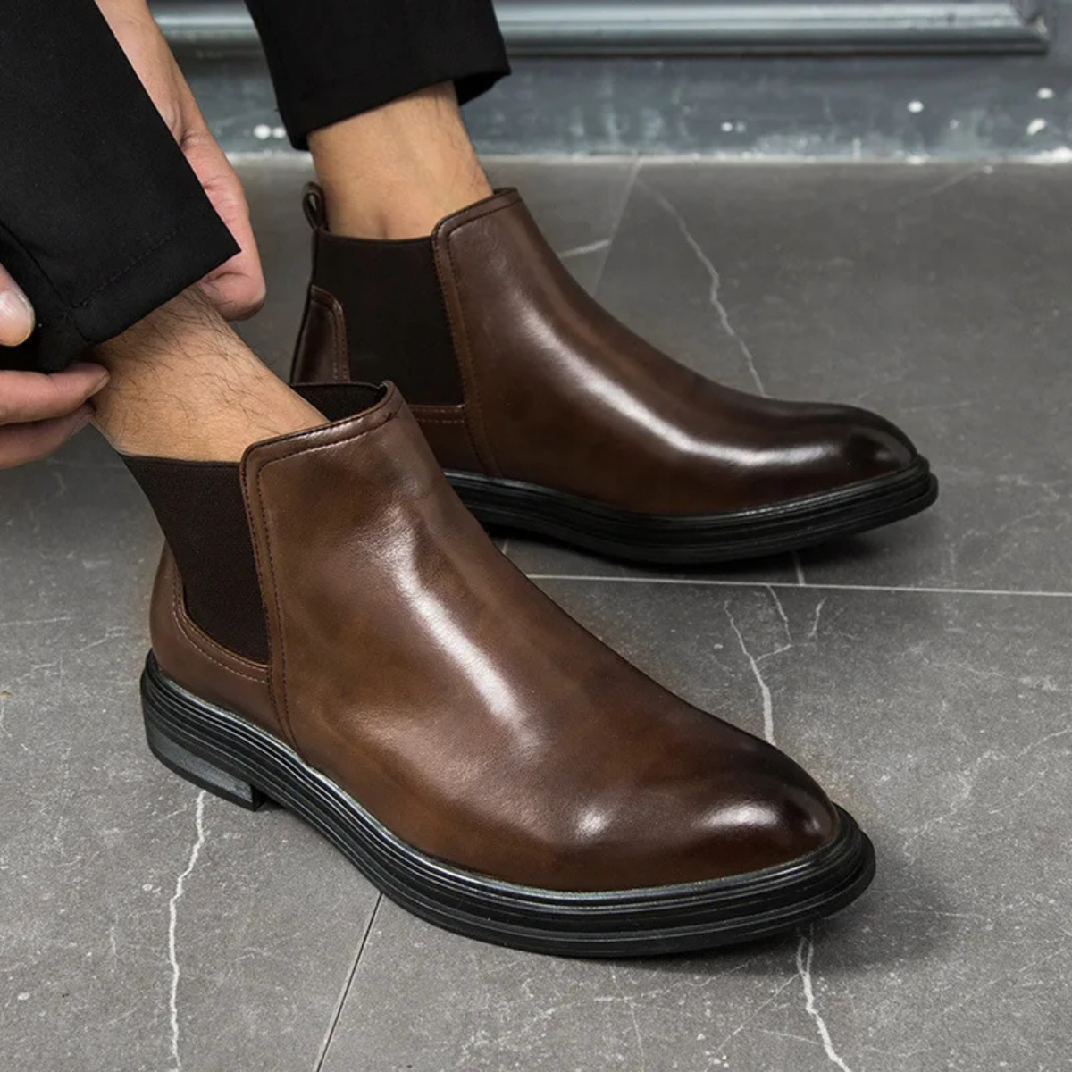 Wyatt | Men's Chelsea Leather Boots Brown