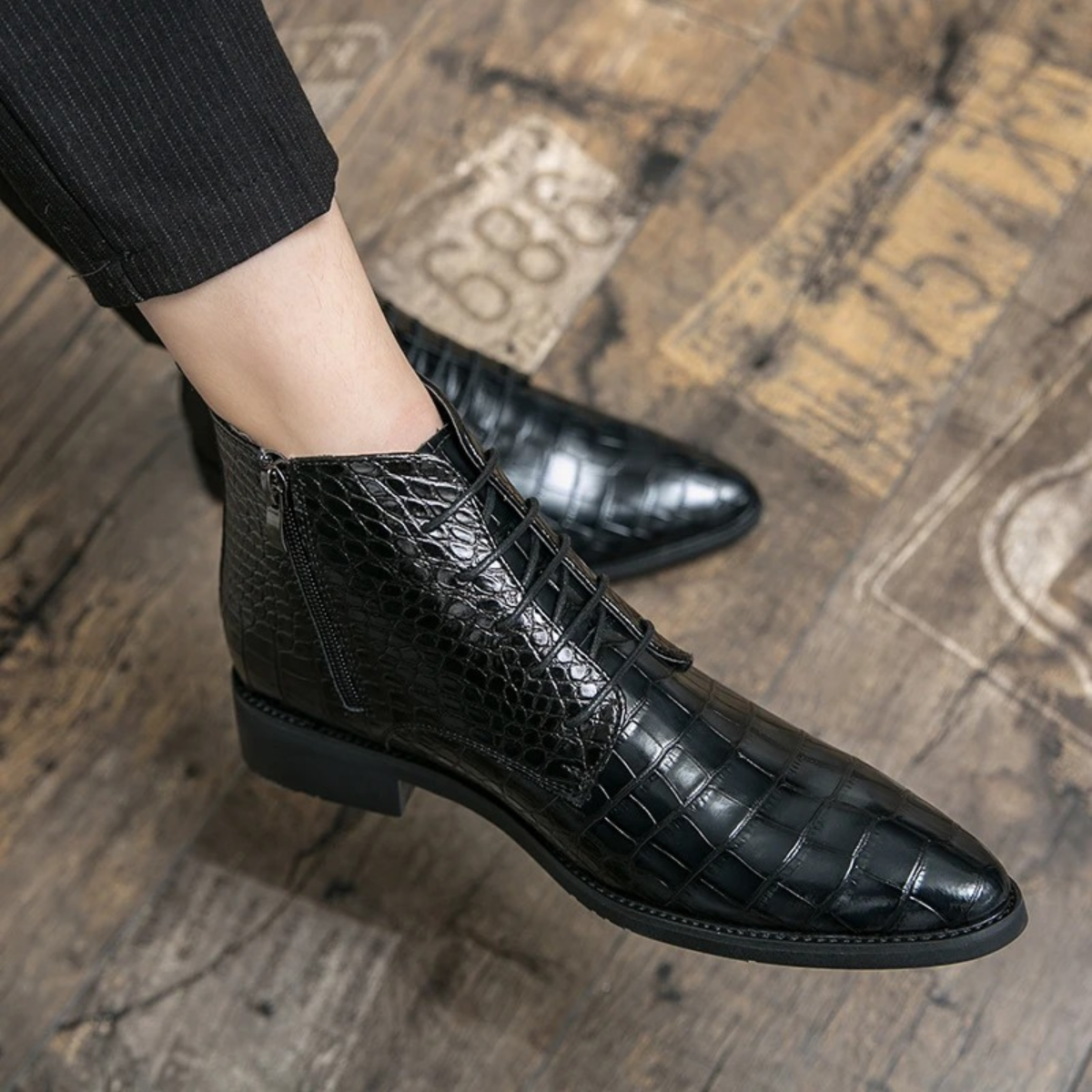 Knox | Men's Crocodile Leather Lace Up Ankle Boots Black