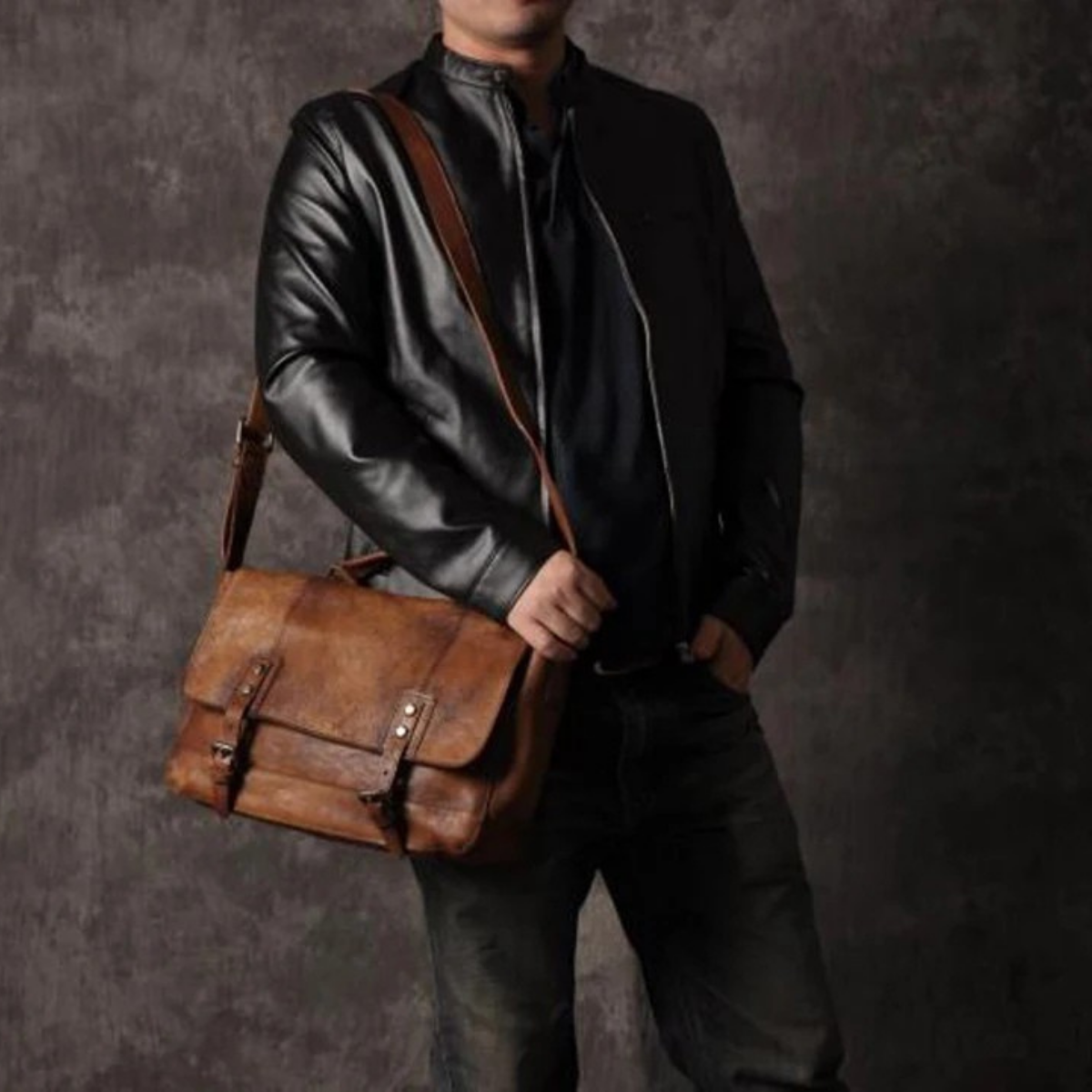 Cahors vintage crossbody bag