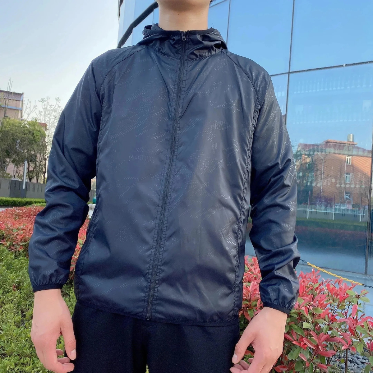 Voss | Men's Lightweight Windbreaker Navy Hooded