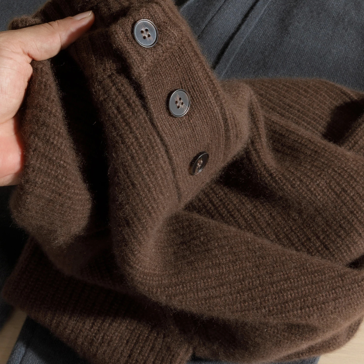 Vera | Men's Knit Sweater Brown Crew Neck
