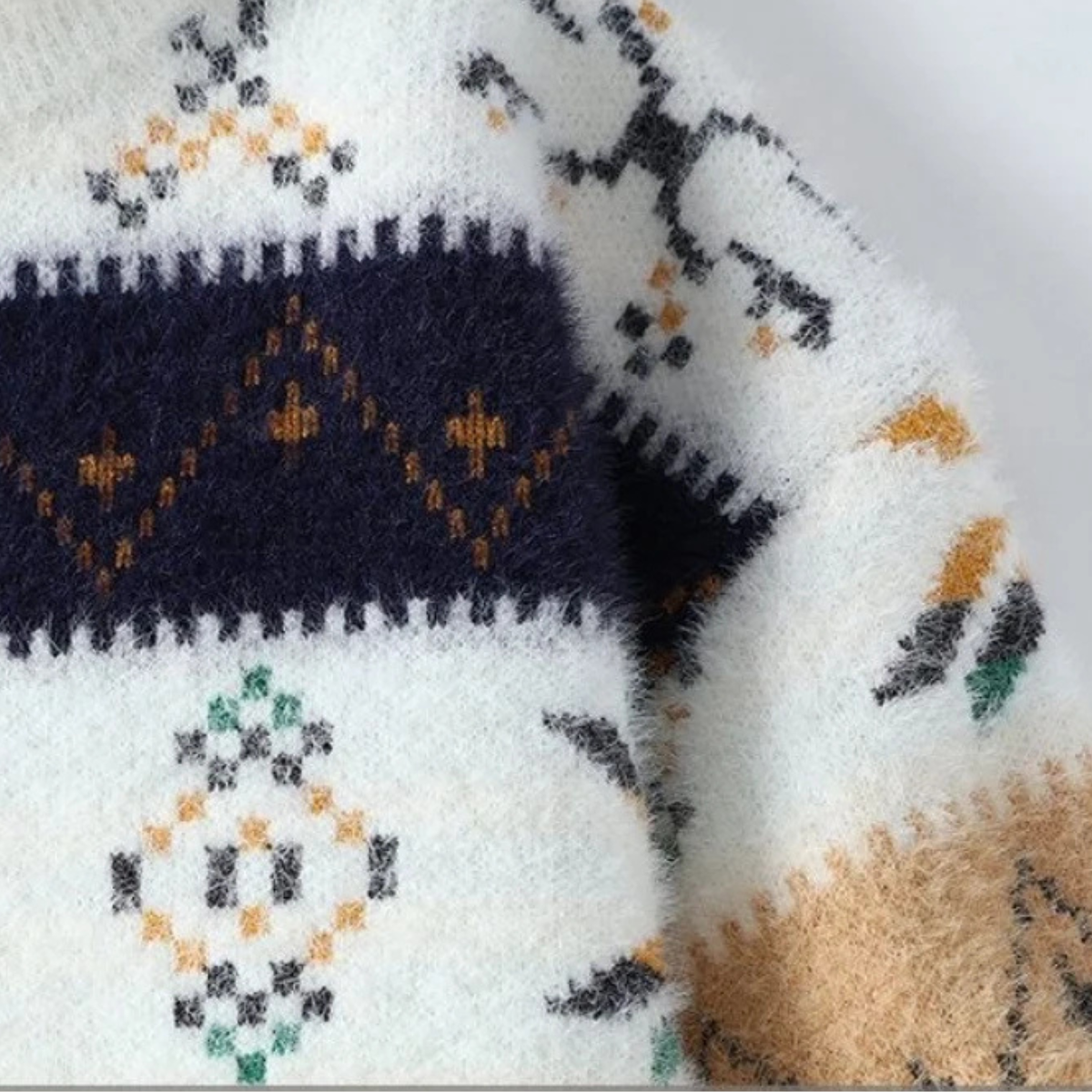 Ezra | Men's Crew Neck Sweater Cream Navy Beige Nordic Pattern