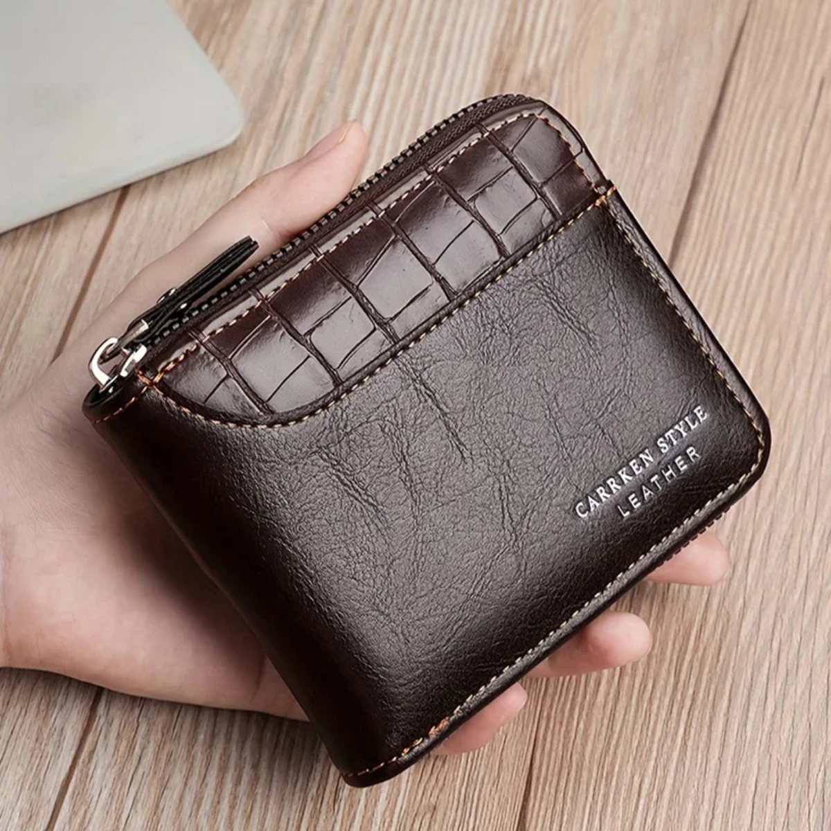 Valbonne leather zip wallet