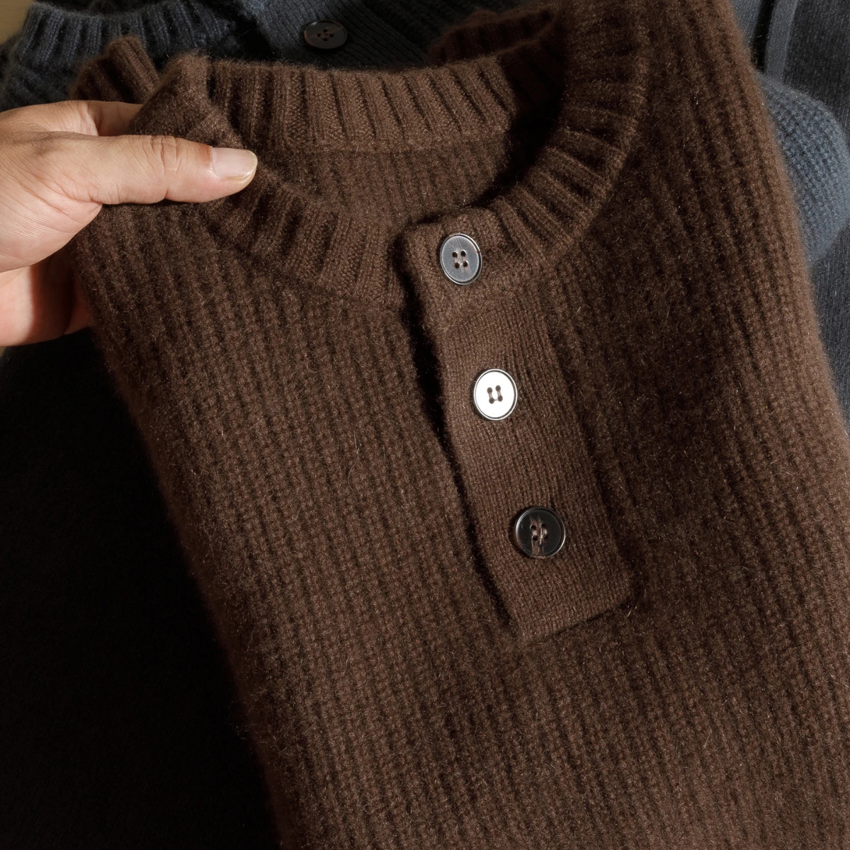 Vera | Men's Knit Sweater Brown Crew Neck