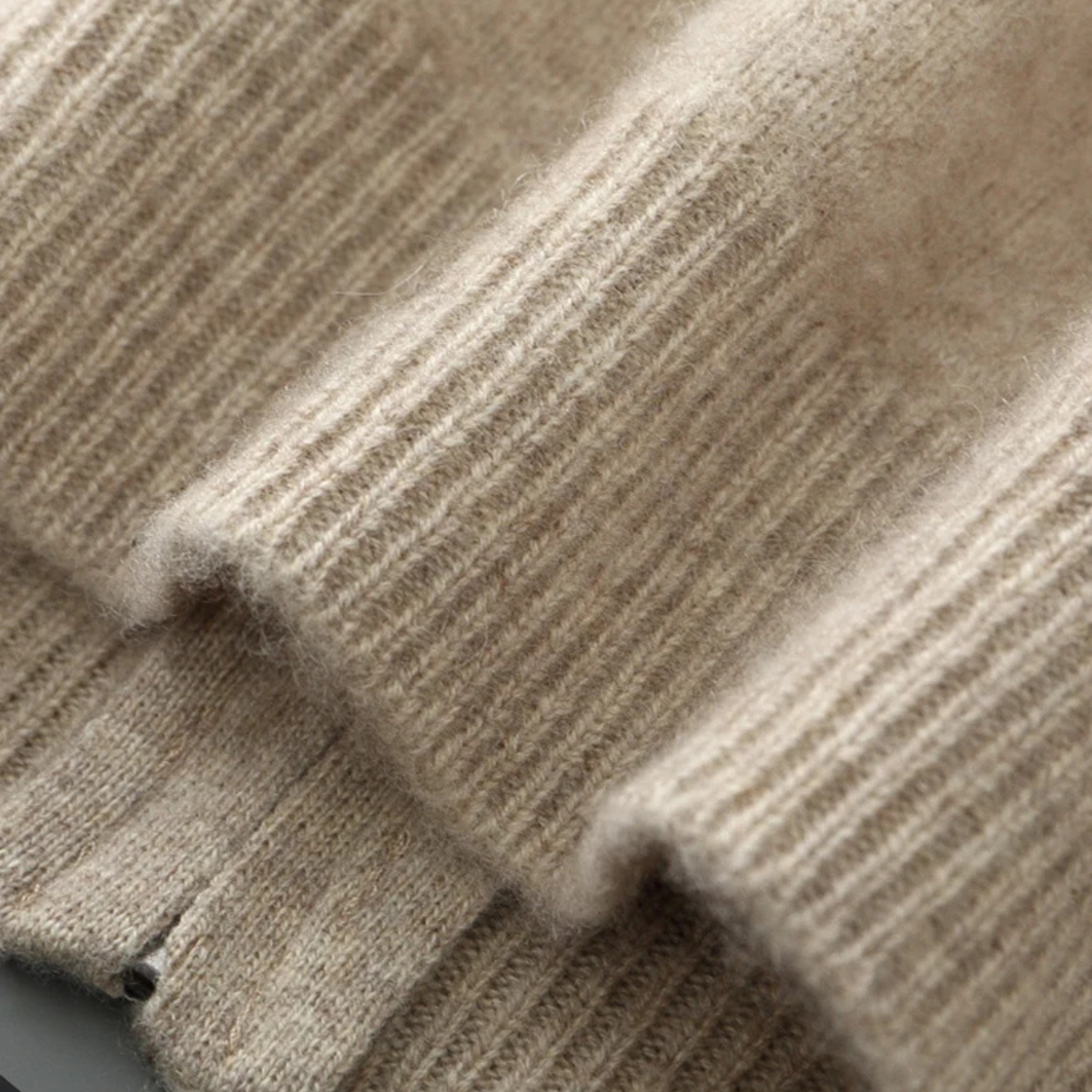 Axel | Men's Crew Neck Cardigan Cream Zip Up