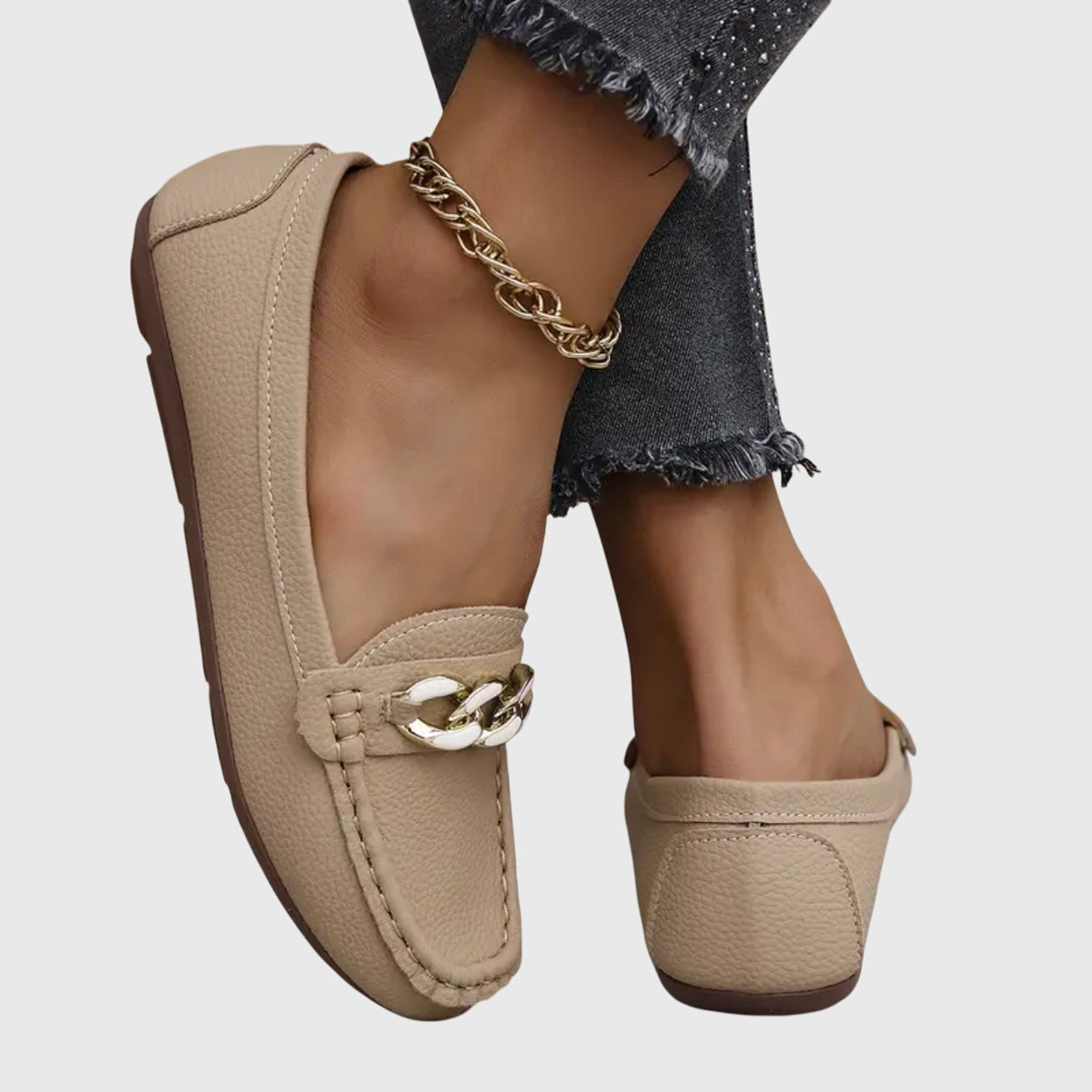 Mia | Women's Chain Link Loafer Cream Gold Accents