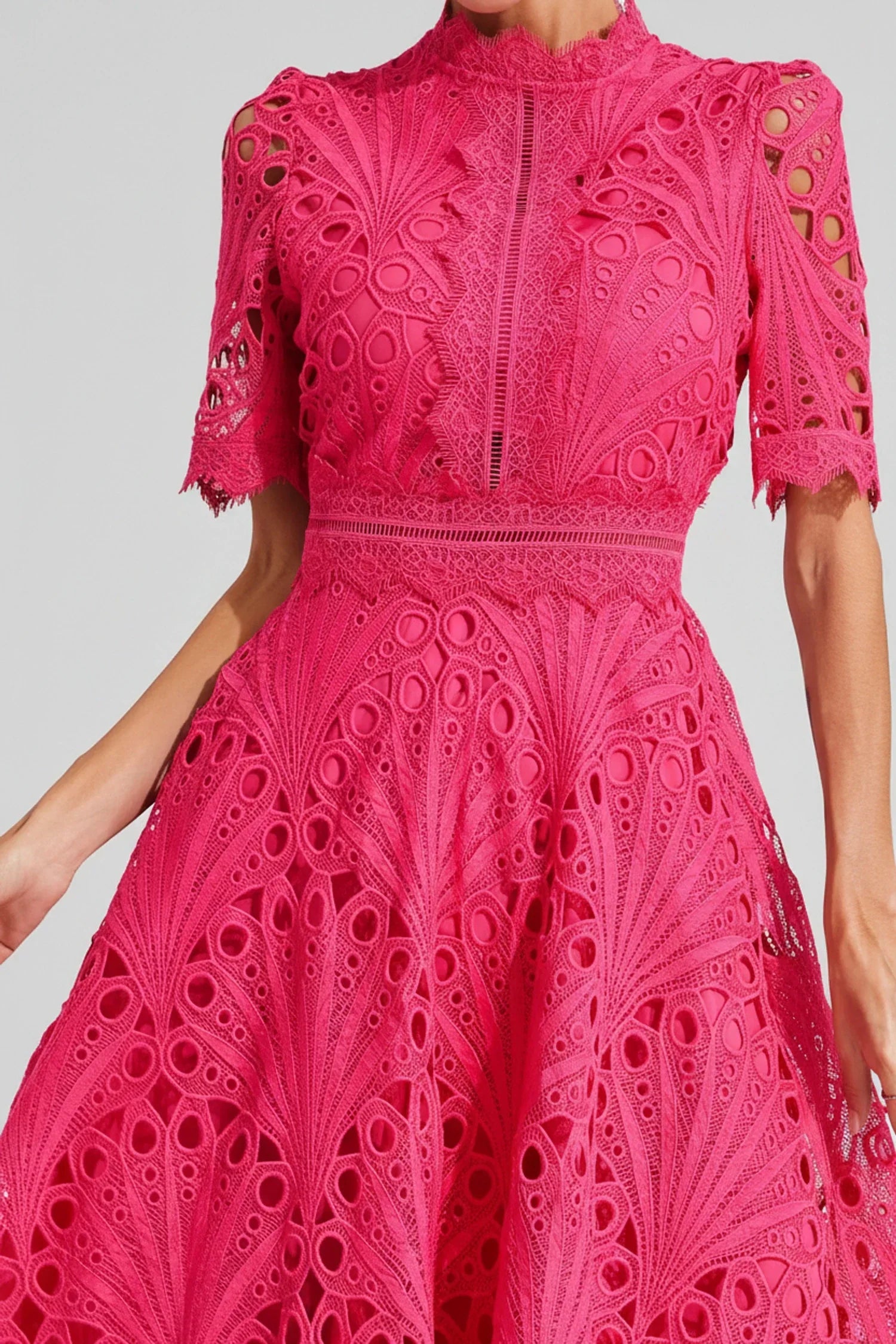 Mia | Women's Lace Midi Dress Puff Sleeve Pink