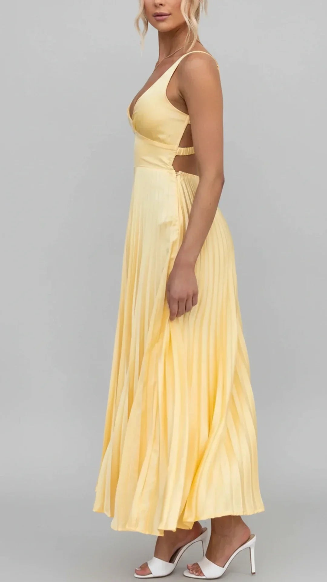 Edie | Women's Pleated Maxi Dress Yellow V Neck