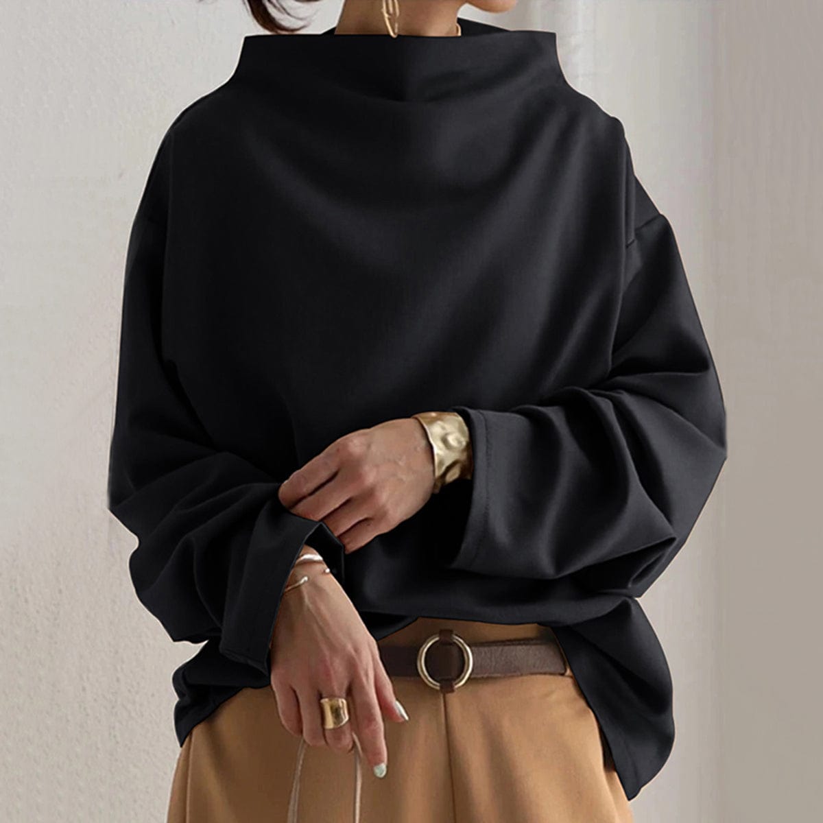 Dama Washington Camille women's oversized hoodie black sweatshirt - front view
