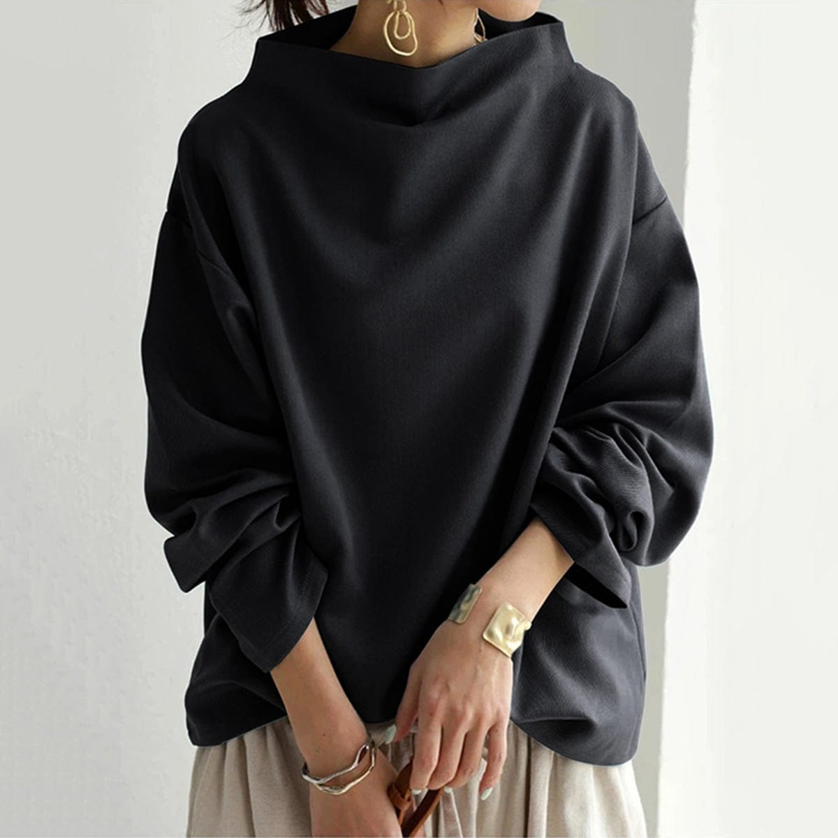 Camille | Women's Oversized Hoodie Black Sweatshirt